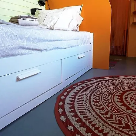 Private Small In Costa de Caparica