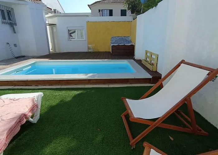Private Small In Costa da Caparica